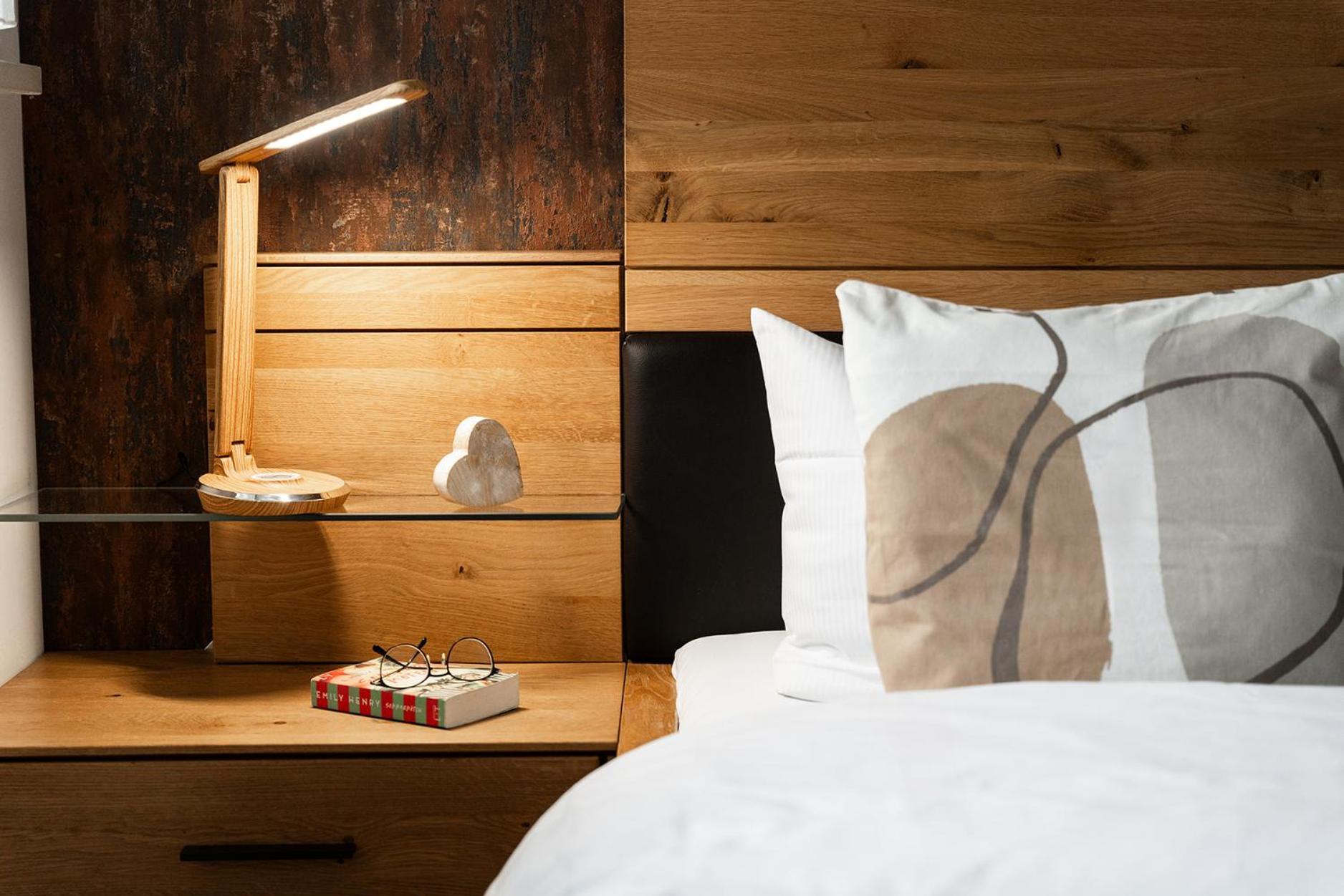 Hotel Vier Jahreszeiten An Der Therme & Kliniken Bad Krozingen Naehe Freiburg & Schwarzwald Ideal Fuer Wellness Kur & Business Ausfluege 24H Check In- Wlan & Parken Gratis Ngoại thất bức ảnh