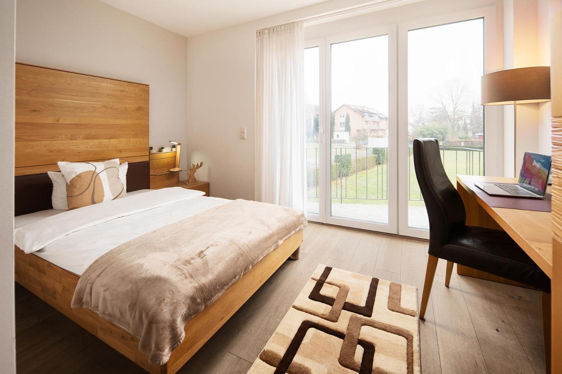 Hotel Vier Jahreszeiten An Der Therme & Kliniken Bad Krozingen Naehe Freiburg & Schwarzwald Ideal Fuer Wellness Kur & Business Ausfluege 24H Check In- Wlan & Parken Gratis Ngoại thất bức ảnh
